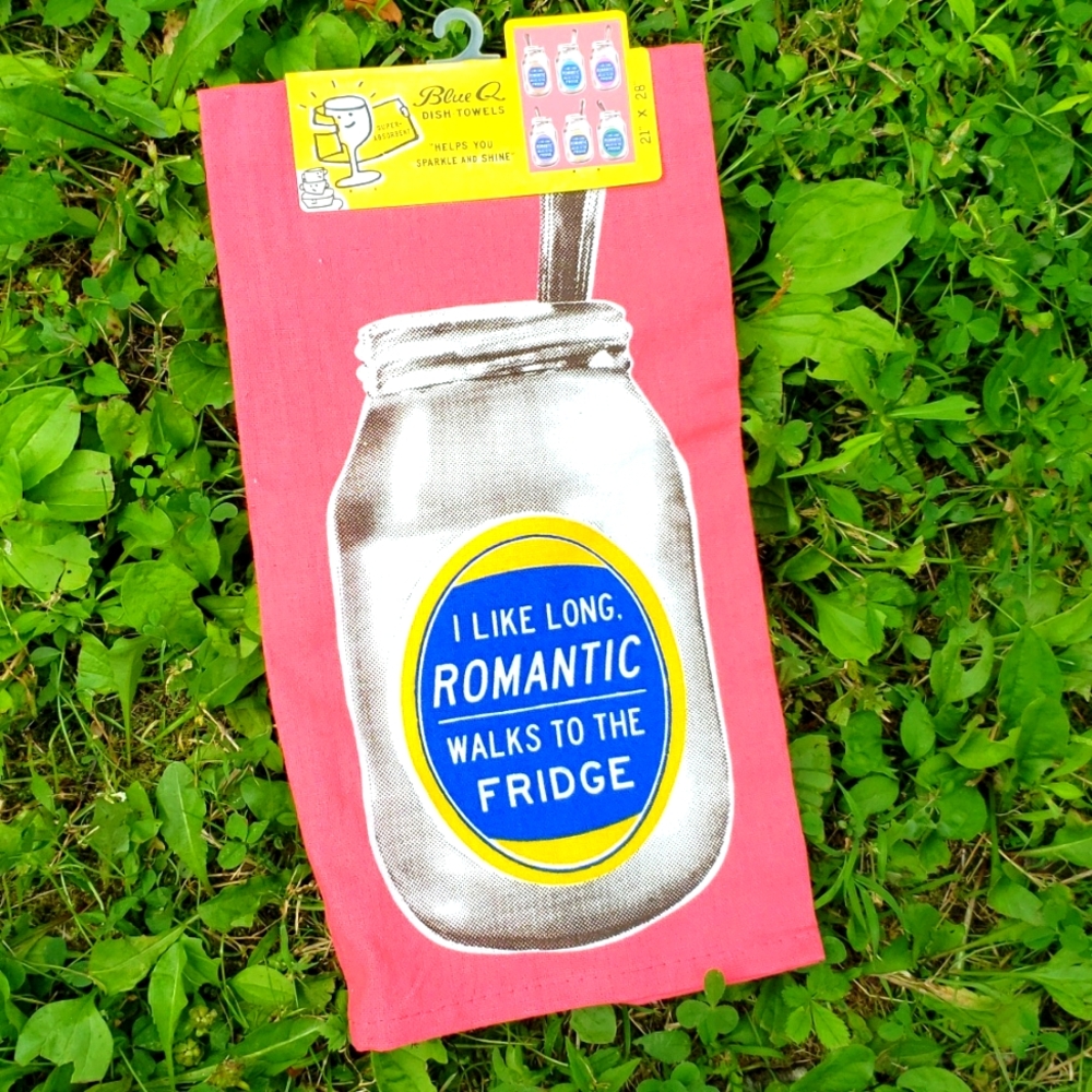 Blue Q - I like long romantic walks to the fridge- dish towel Funny NEW